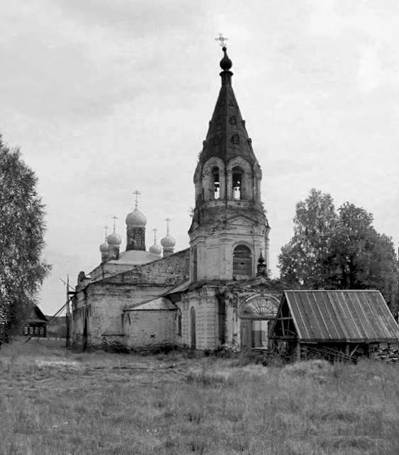 Горелец, Церковь Живоначальной Троицы