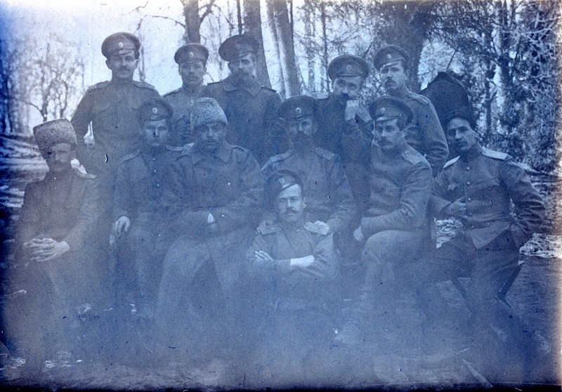 фотографии поручика Зотова&nbsp;В.М.