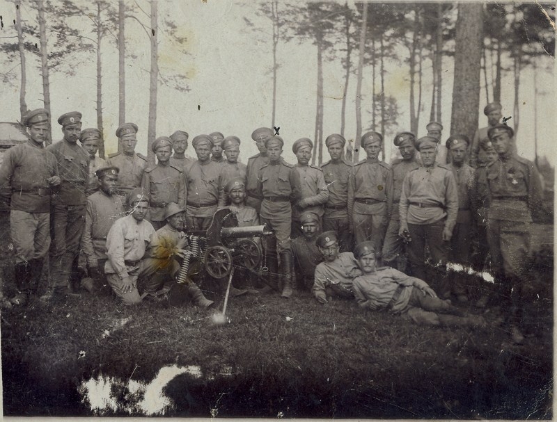 фотографии поручика Зотова&nbsp;В.М.