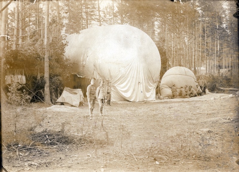 фотографии поручика Зотова&nbsp;В.М.